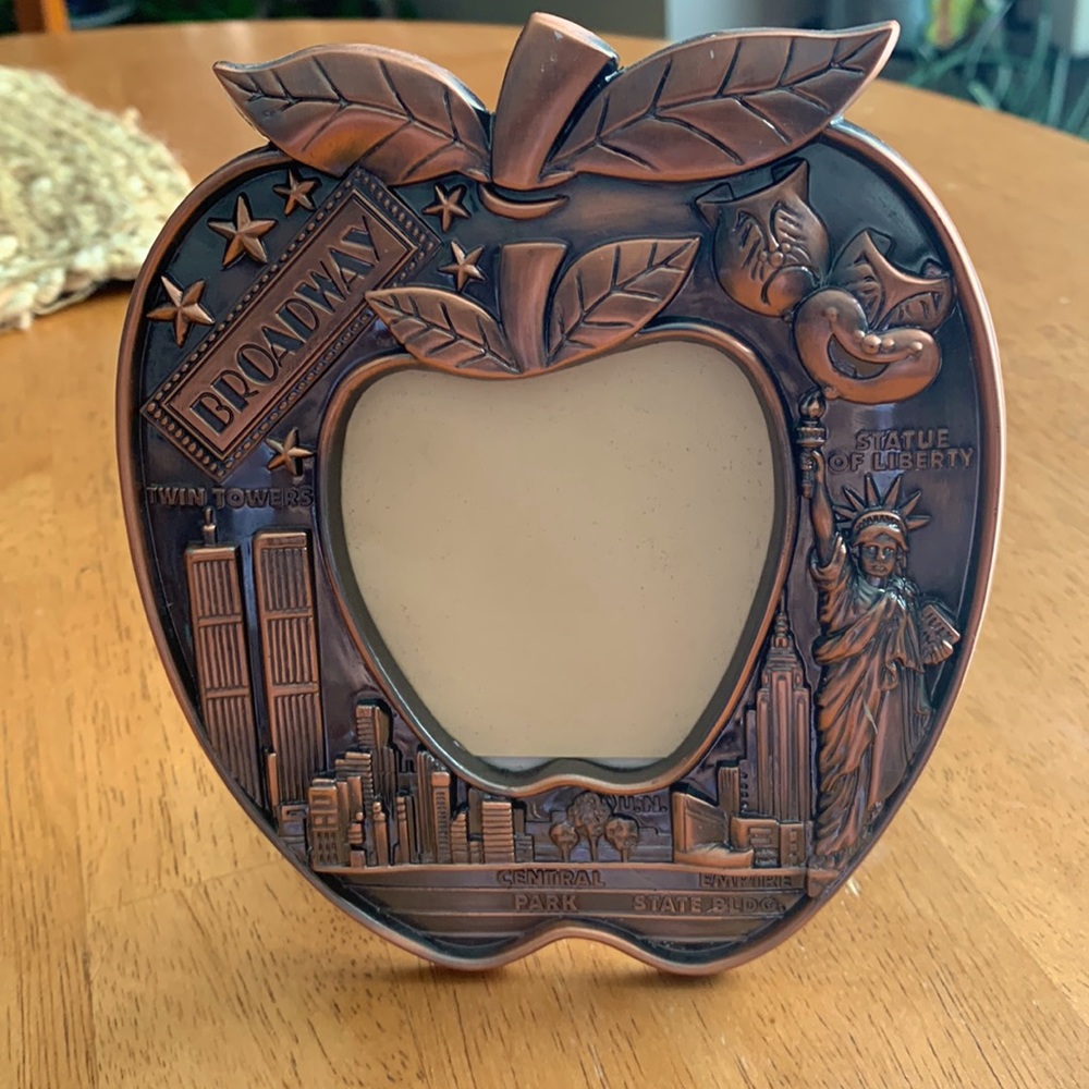 New York City Big Apple metal picture frame